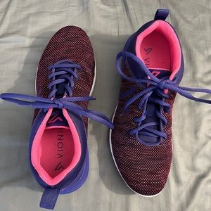 Vionic sneakers